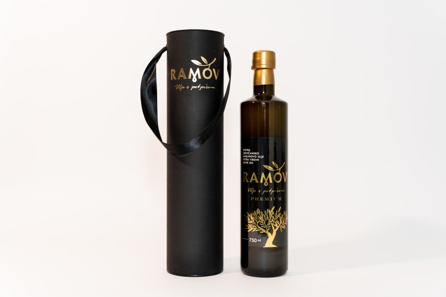 Maslinovo ulje i kolesterol: Zašto nutricionisti sve češće preporučuju ovu zlatnu namirnicu?